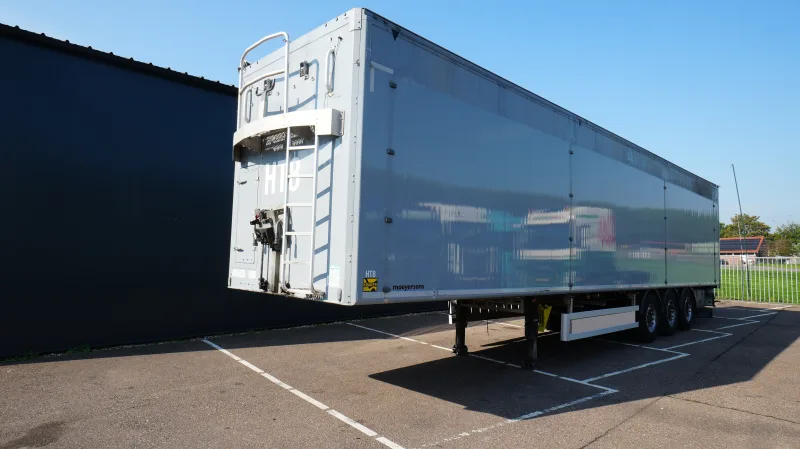 Kraker - 3 AXLE WALKING FLOOR 90m3
