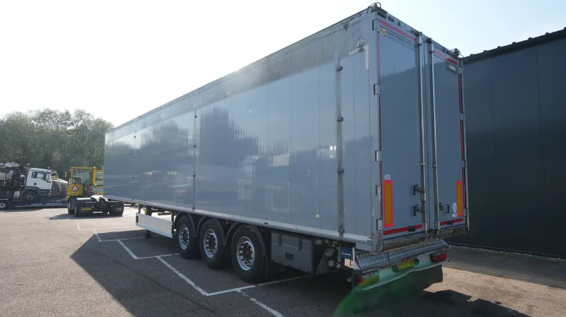 Kraker - 3 AXLE WALKING FLOOR 90m3