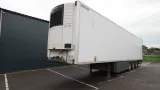 LAMBERET - 3 AXLE FRIGO TRAILER WITH CARRIER VECTOR 1950mt
