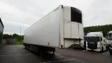 LAMBERET - 3 AXLE FRIGO TRAILER WITH CARRIER VECTOR 1950mt