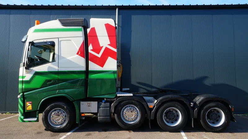 Volvo - FH540 8x4 130T Tractorhead