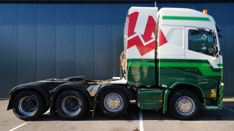Volvo - FH540 8x4 130T Tractorhead
