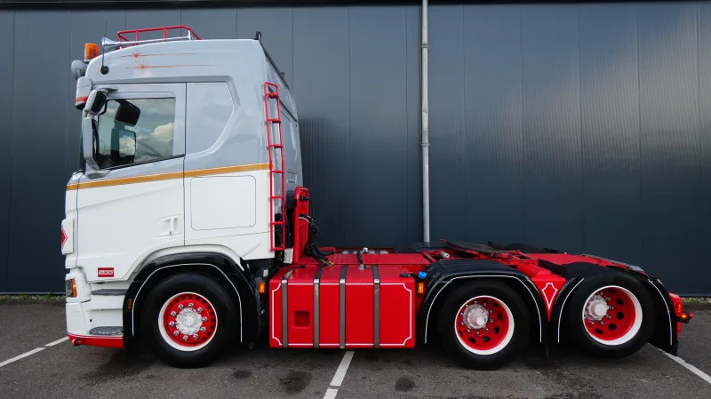 Scania - R500 A6x2LB ADR BOOGIE SHOWTRUCK MANUAL GEARBOX RETARDER