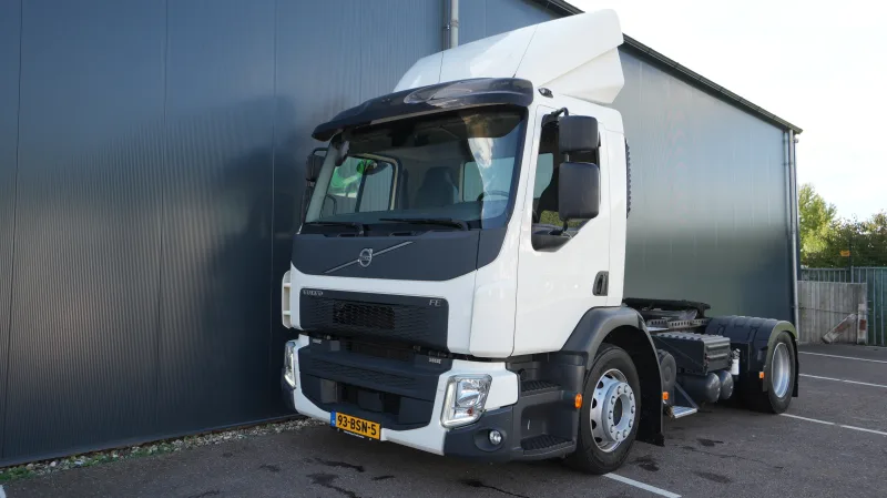 Volvo - FL260 DAYCABIN TERMINAL TRACTOR LIKE NEW 47.000KM!