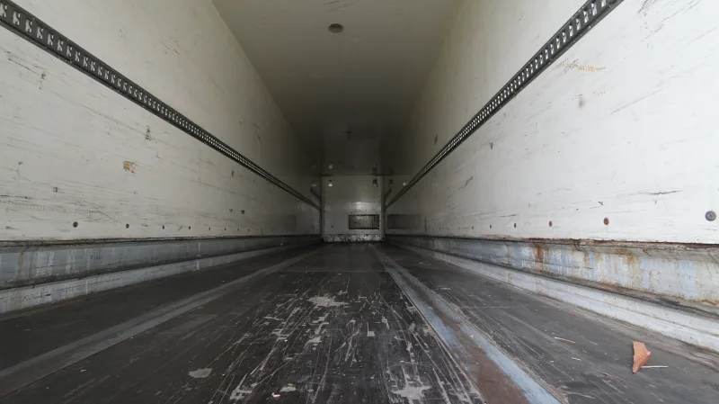 Van Hool - 3 axle closed box trailer