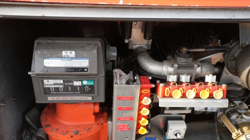 Volvo - FL 280 ADR Fuel tank truck 12.700ltr 481.300km