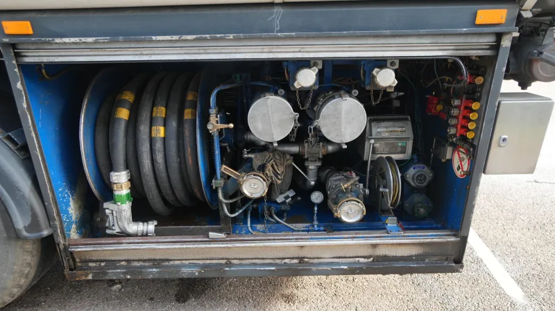 DIJSSEL - 1 axle adr fuel tank trailer 24.000ltr