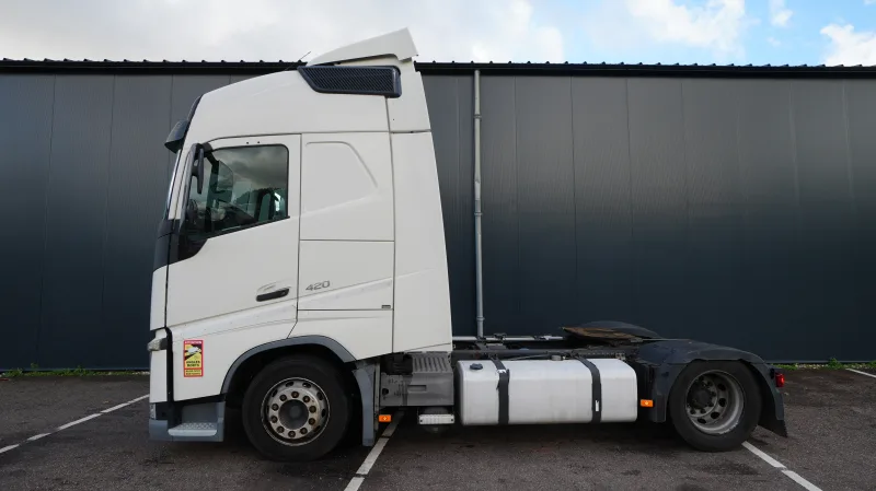 Volvo - FH 420 Mega tractor unit 