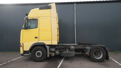 Volvo - FH 12/420 Tractor unit 373.000km Manual gearbox
