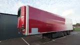 Floor - 3 Axle frigo trailer Carrier Vector 1550