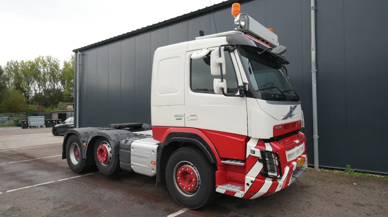Volvo - FMX 460 70 ton's heavy load 6x2 tractor unit 390.300km