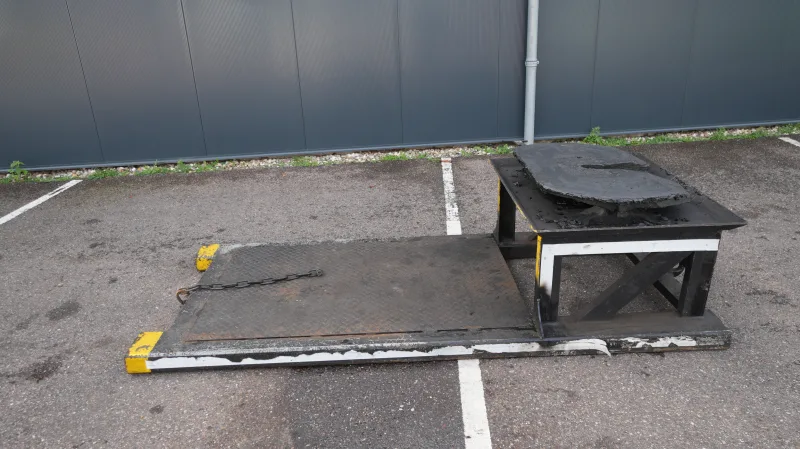 JOST - plaform with fifth wheel