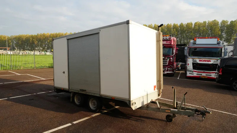 brand-unknown - 2 axle trailer with Atlas Copco XAHS37 compressor